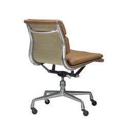 Vintage Soft Pad Chair by Charles & Ray Eames for Herman Miller