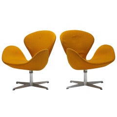 Swan chairs, pair by Arne Jacobsen