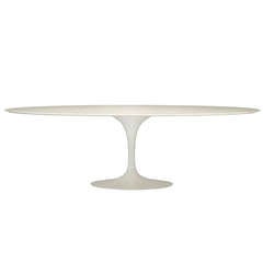 Tulip Dining Table By Eero Saarinen