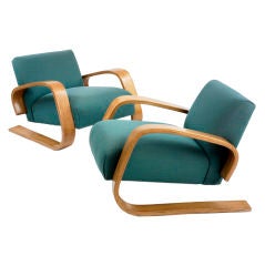 Tank lounge chair model 37/400, pair by Alvar Aalto