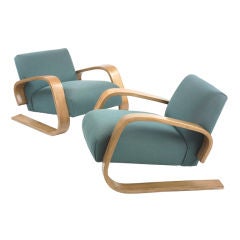 Tank lounge chair model 37/400, pair by Alvar Aalto
