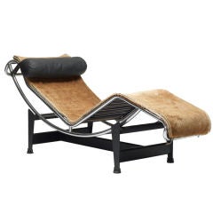 LC-4 chaise by Le Corbusier