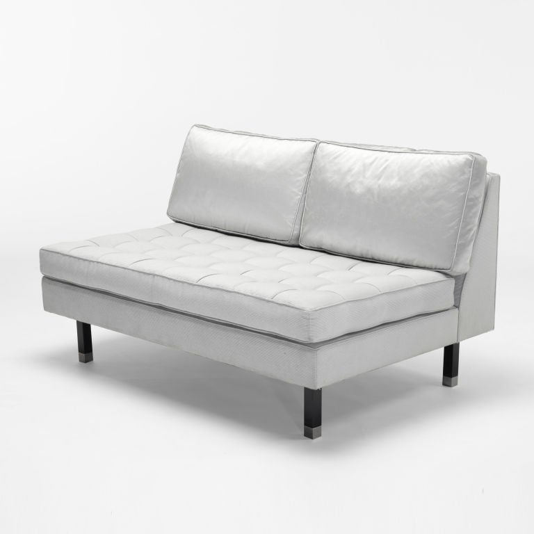 Upholstery sofa by Harvey Probber