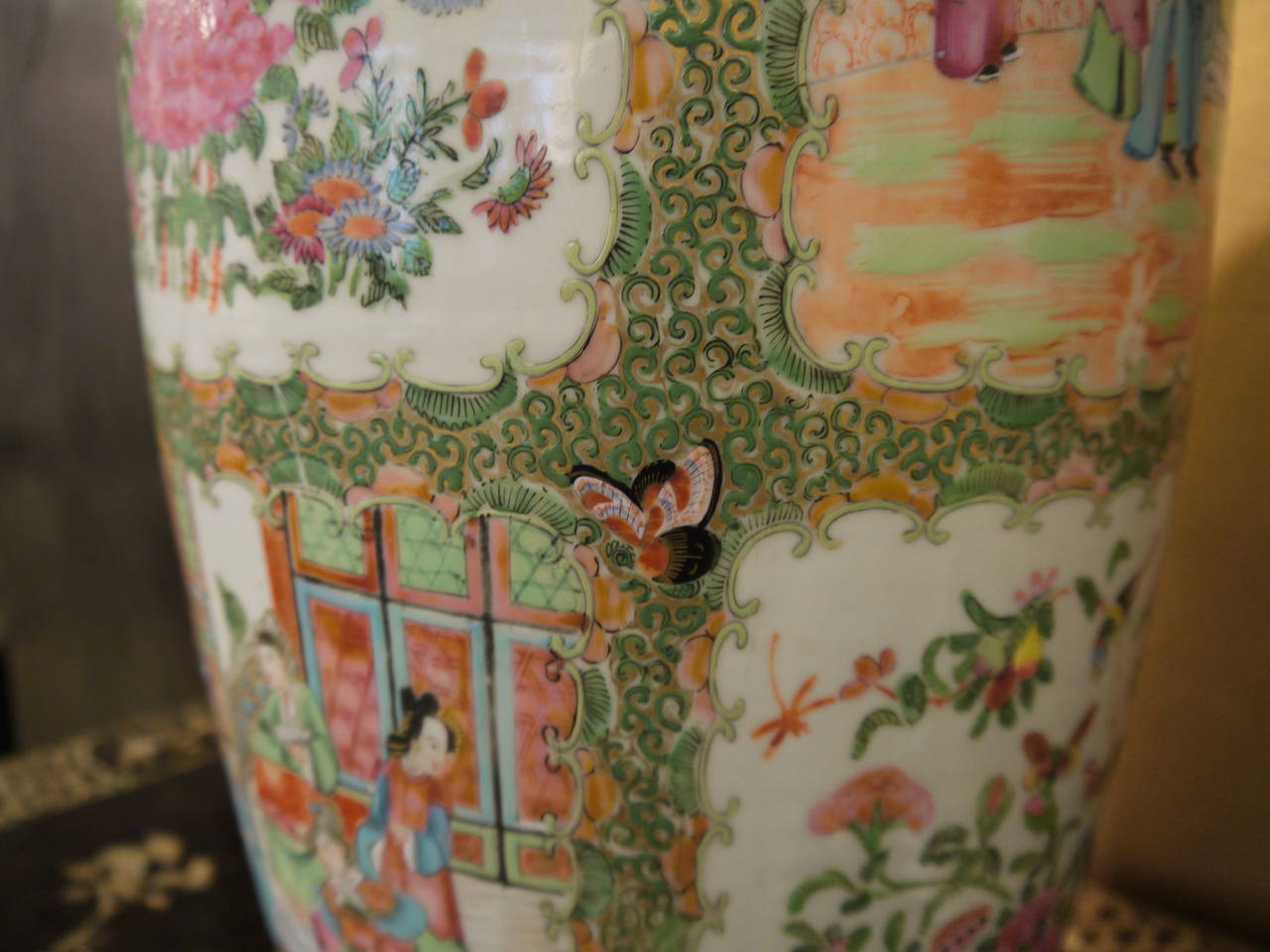19th Century Pair of Large Chinese Rose Canton Vases