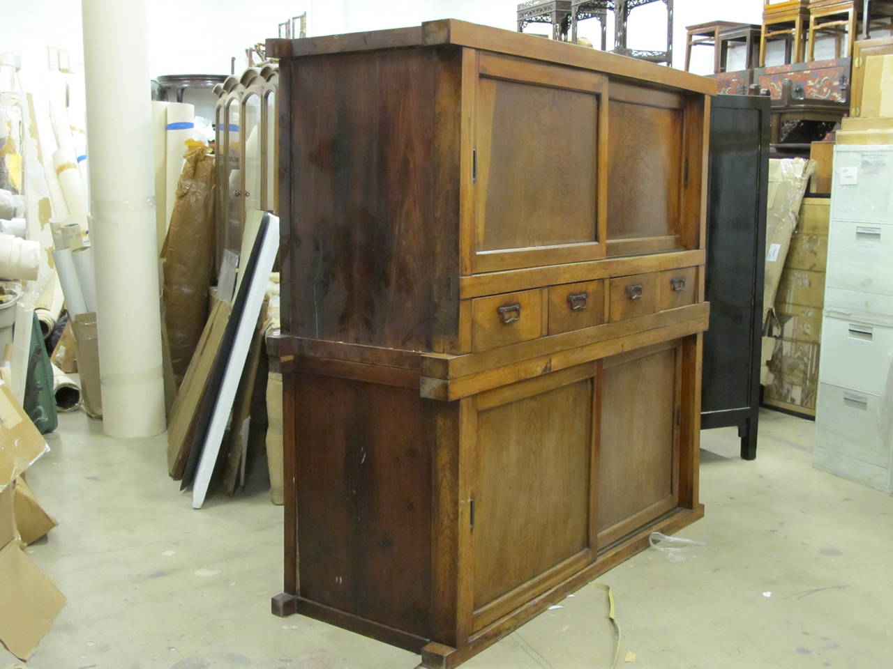 19th Century Japanese Large Kitchen Tansu In Good Condition For Sale In New York, NY