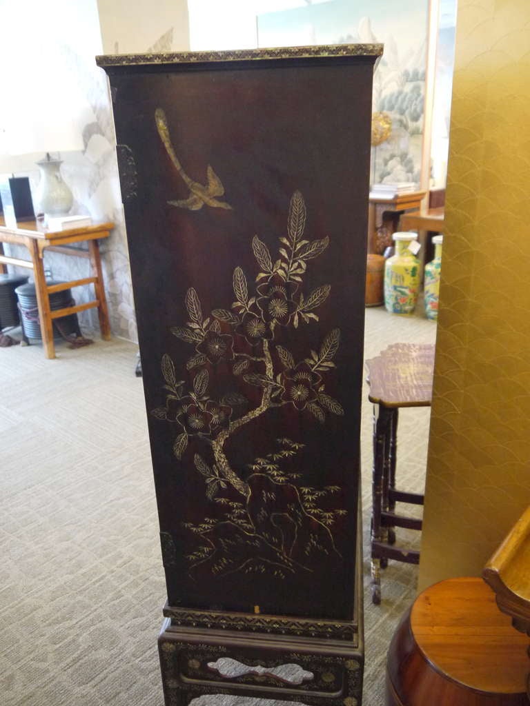 South Korean Antique Korean Cabinet with mother-of-pearl
