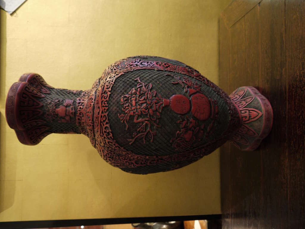 Large Chinese Cinnabar Vase In Good Condition In New York, NY