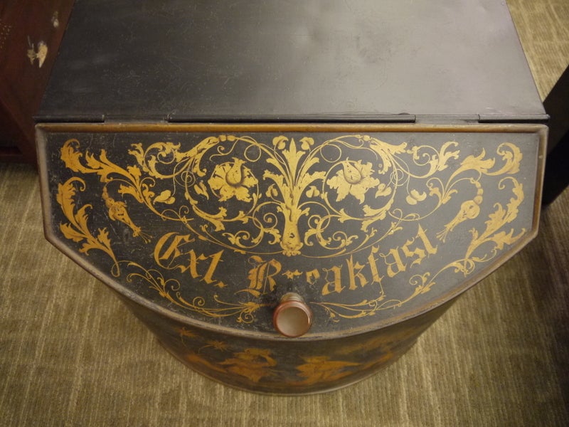 Large Chinoiserie Tea Tin 3