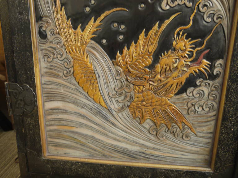 Dramatic Japanese Lacquer Cabinet 1