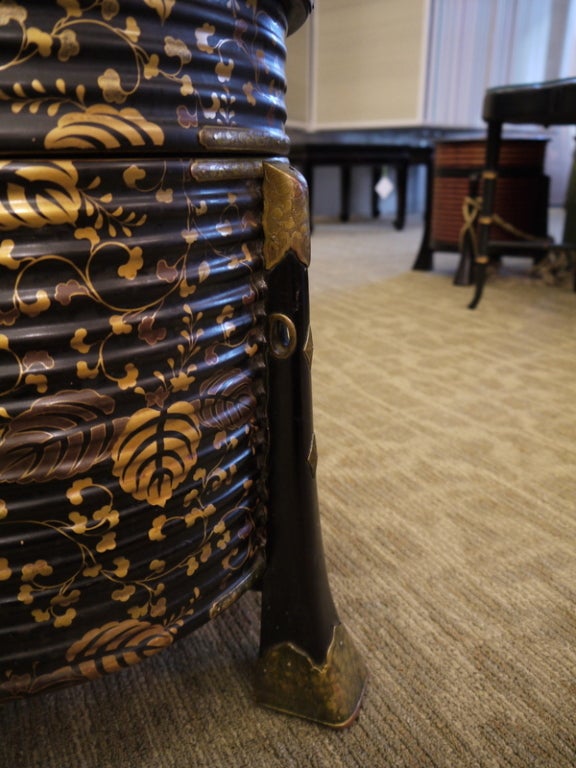Large Round Japanese Lacquer Box
