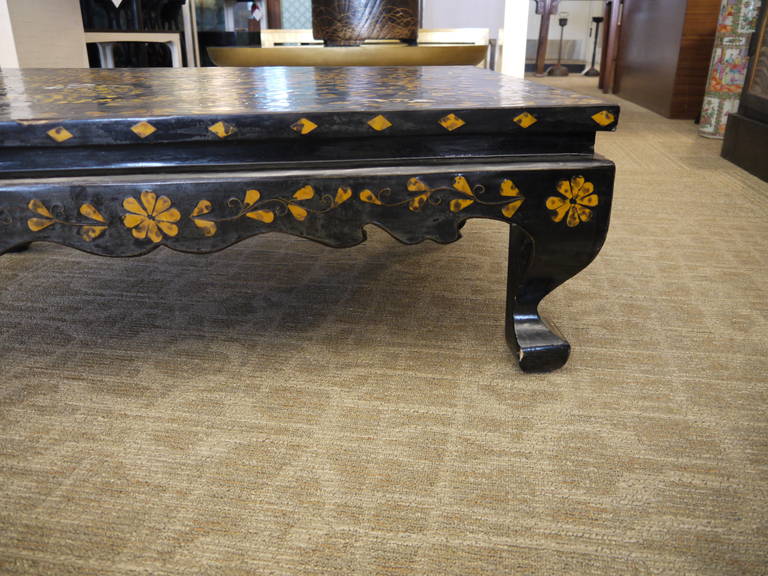 19th Century Korean Low Lacquer Table In Good Condition In New York, NY