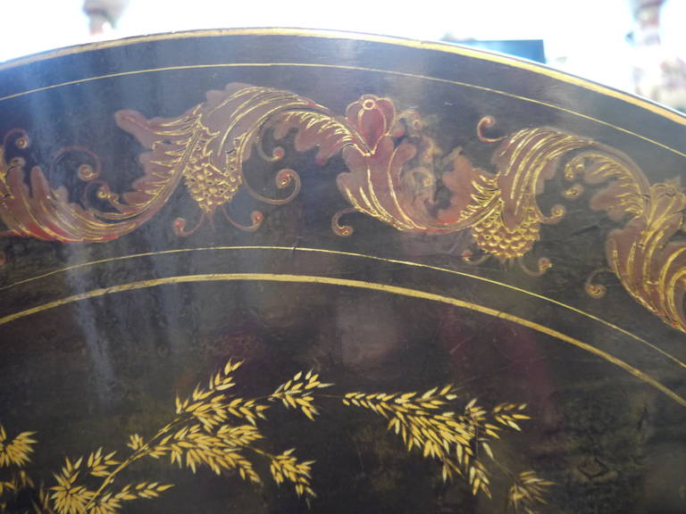 19th Century Chinoiserie Tilt-Top Table In Good Condition In New York, NY