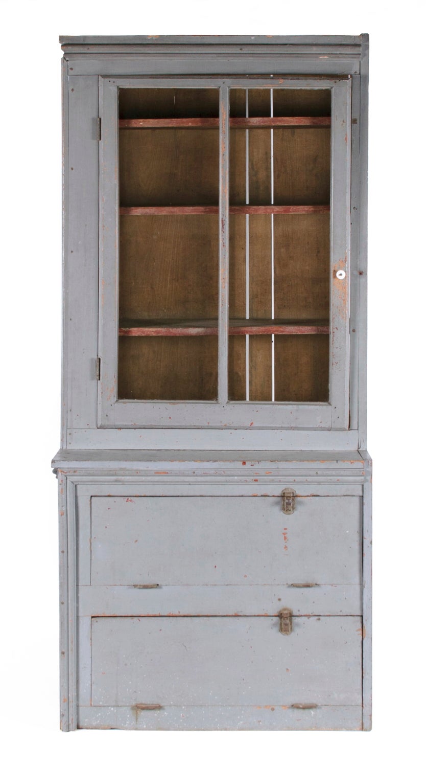 Narrow Make-Do Pennsylvania Cupboard in Grey Paint, Late 19th Century
