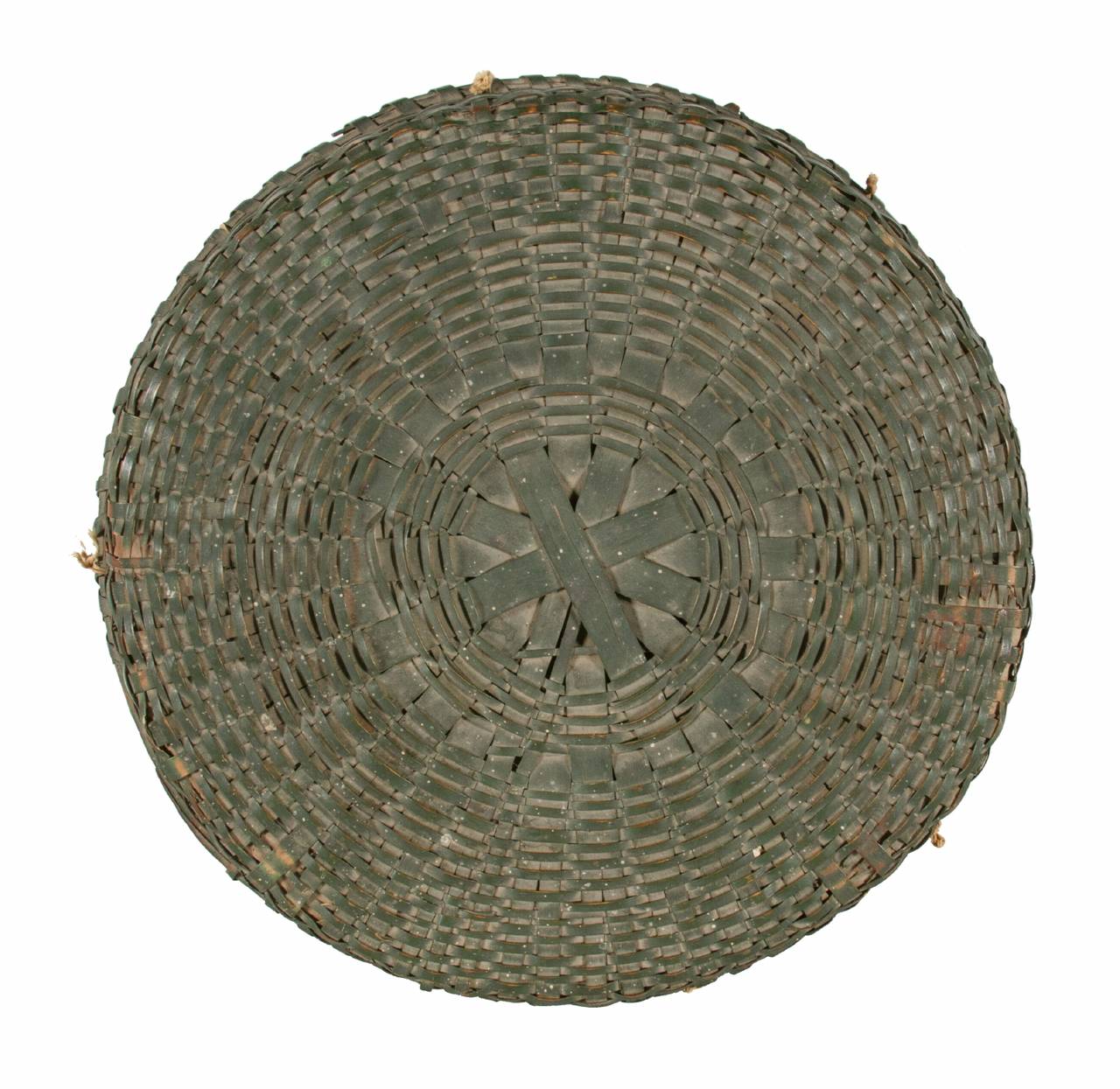Lidded and Lined Splint Basket in Green Paint, Late 19th Century In Excellent Condition In York County, PA