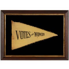 Triangular Suffragette Pennant with Text that Reads "Votes For Women", 1910-20