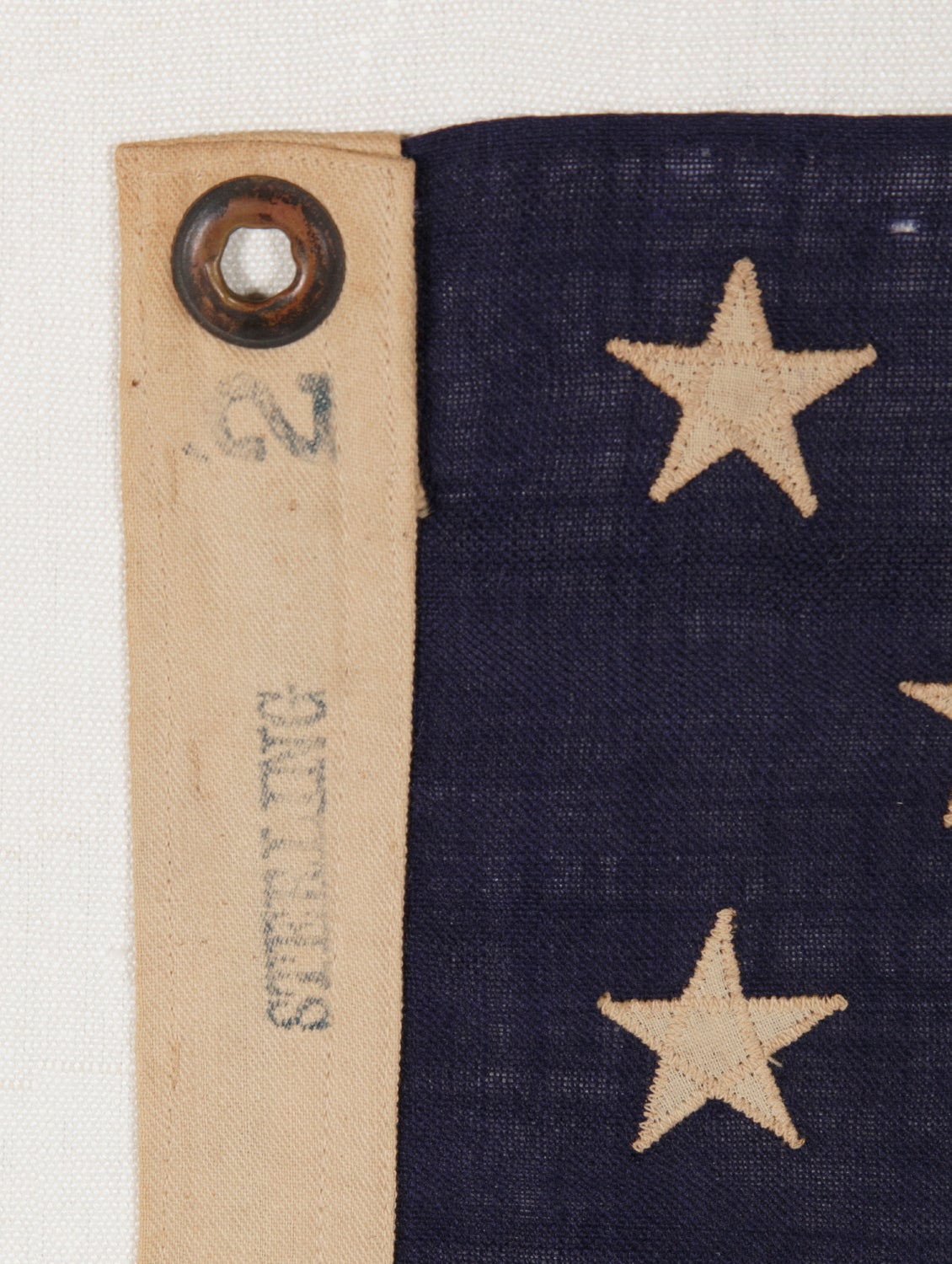 13 Star Flag with Stars Arranged in a 3-2-3-2-3 Lineal Configuration In Good Condition In York County, PA