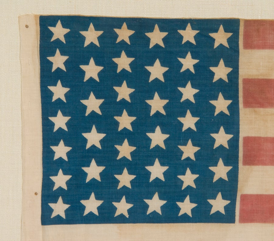 American 39 Stars In Two Sizes, Alternating From One Column To The Next