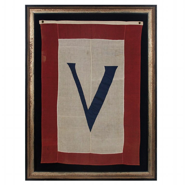 WWII "V" FOR VICTORY BANNER, 1945: