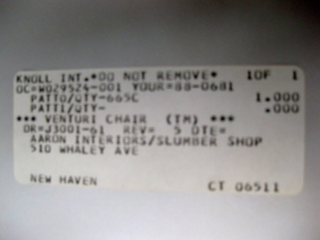 Robert Venturi Art Deco Chair Model no. 665 for Knoll 3