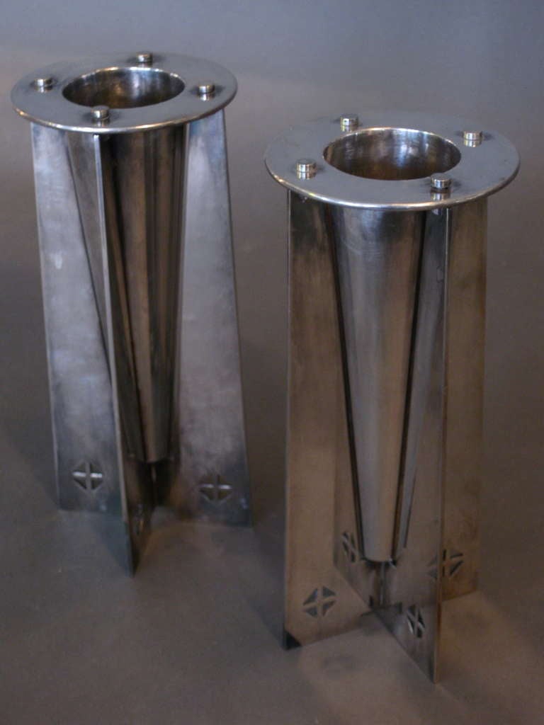Pair of Gwathmey Siegel Courtney Bud Vases for Swid Powell 4