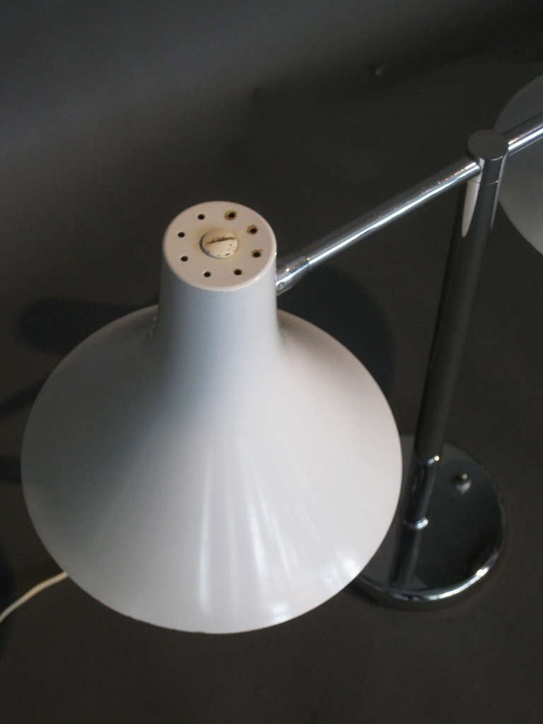 Nessen Studios Double Shade Desk Lamp In Good Condition In Easton, PA