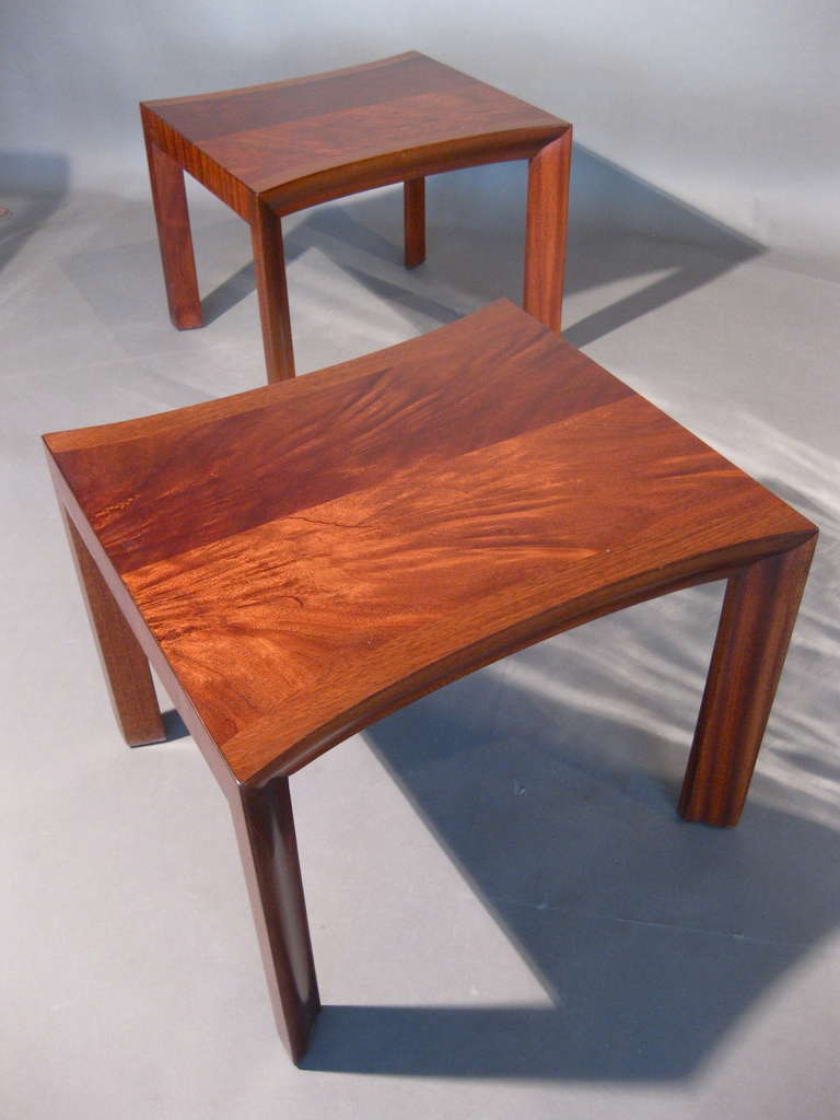 Pair of sculptural low or side tables with exceptional flame mahogany veneer and fluted legs circa 1940s in the manner of James Mont.<br />
Weekly deliveries to manhattan for approval or sales. standard delivery fee is $150.