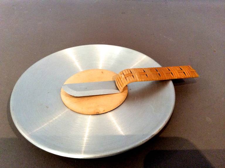 Mid-20th Century Russel Wright Spun Aluminum Cheese Plate with Knife