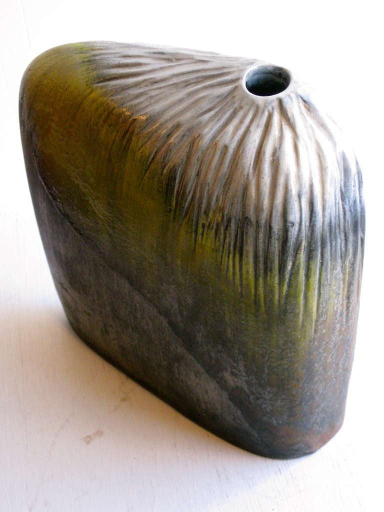 Marcello Fantoni Asymmetrical Ceramic Vase for Raymor c.1950s In Excellent Condition In Easton, PA