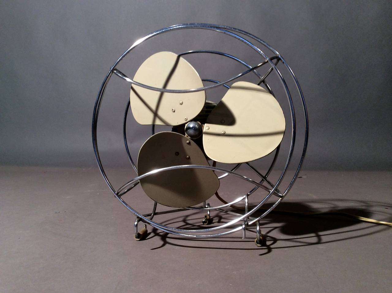 American Machine Age Table Fan by Westinghouse, circa 1940s