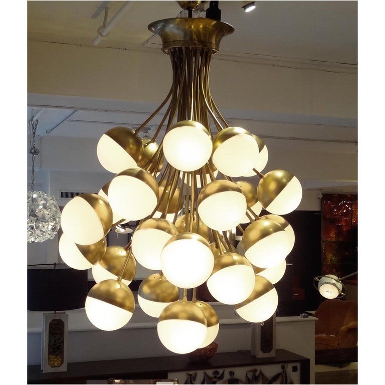 Mid-20th Century A Rare, Grand Scaled Thirty Light Mid Century Chandelier by Stilnovo For Sale