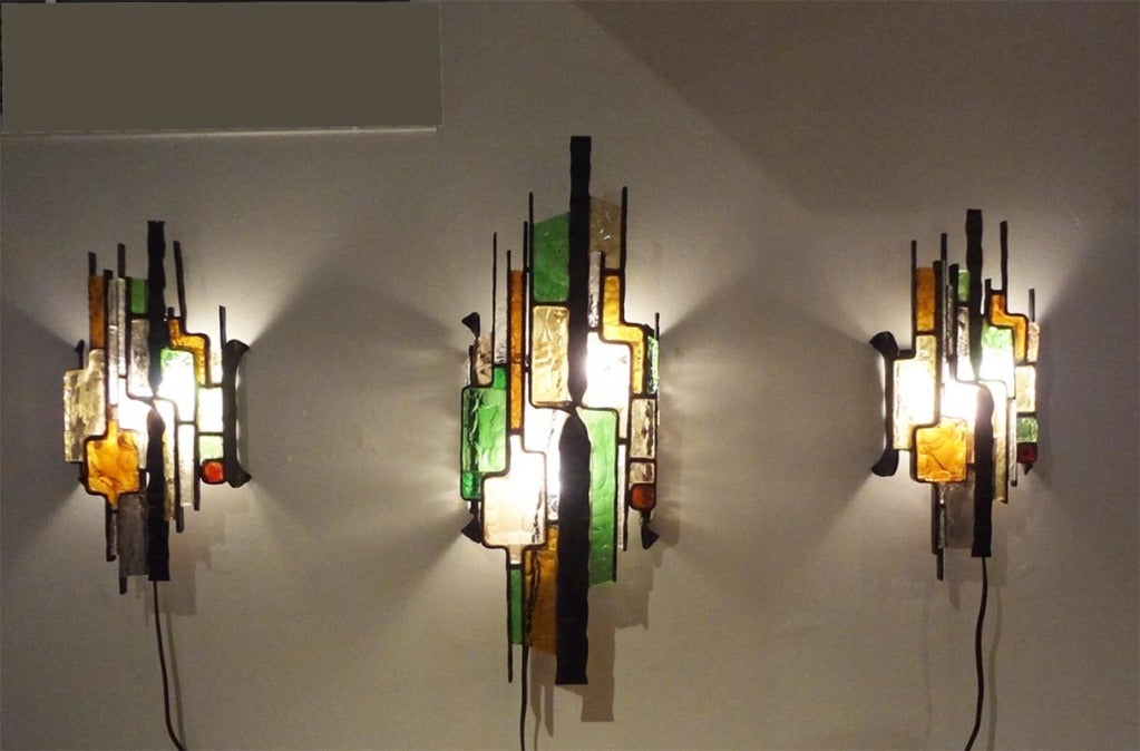 Pair Wall Sconces in Steel and Glass in the style of Poliarte Italy circa 1965 In Excellent Condition For Sale In New York, NY