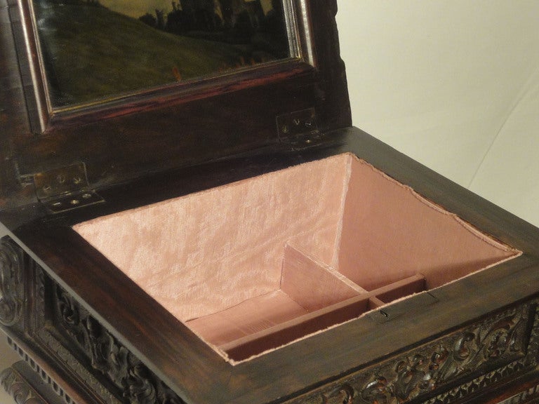 Well-Carved Italian Mahogany Casket for Valuables In Good Condition For Sale In Dallas, TX