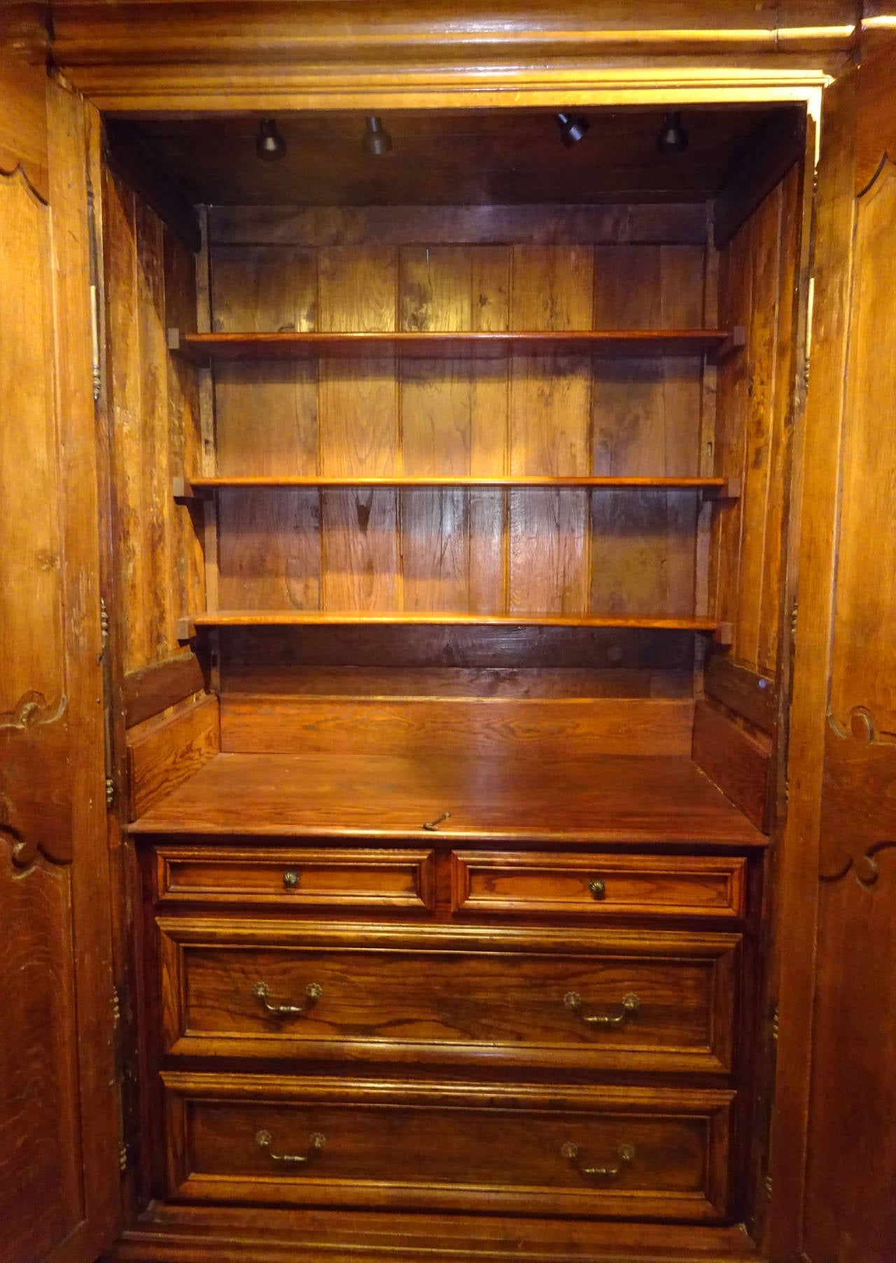 18th Century French Large Oak Armoire or Gun Cabinet 3