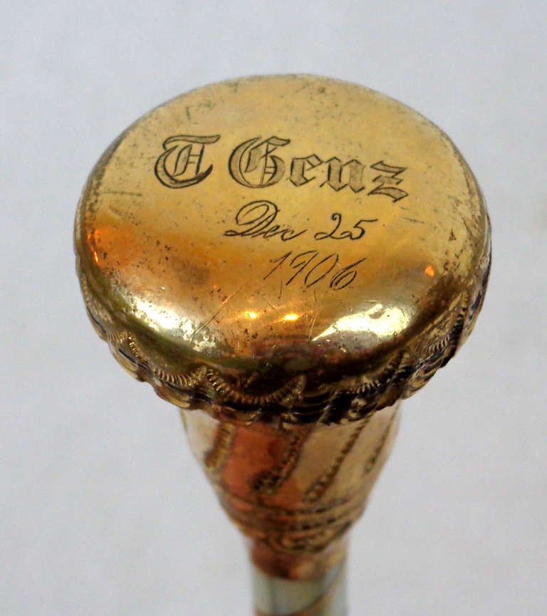 Early 20th Century Parasol Handle of Vermeil and Mother-of-Pearl Magnifying Glass For Sale 1