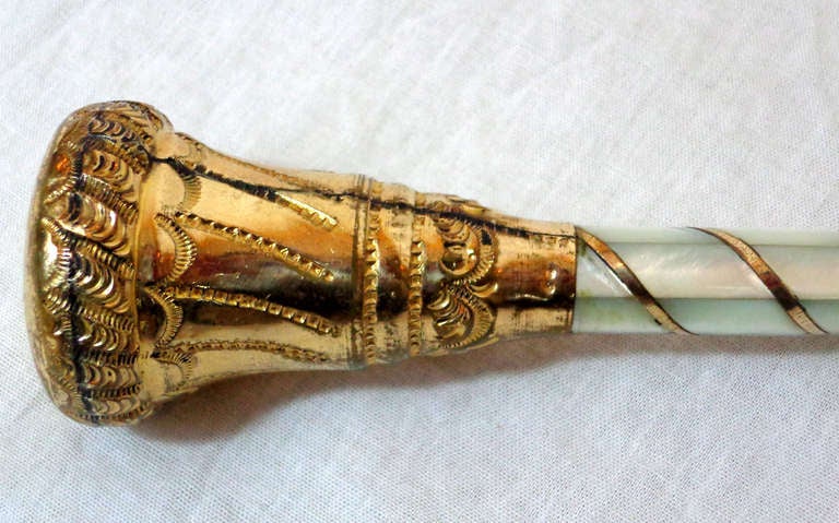 Early 20th Century Parasol Handle of Vermeil and Mother-of-Pearl Magnifying Glass For Sale 6