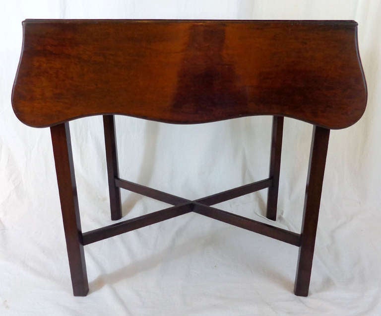 19th Century English Mahogany Drop-Leaf Table
