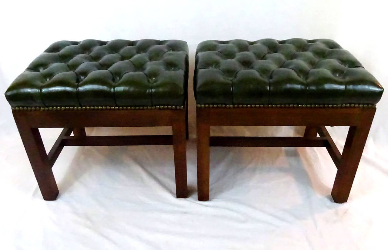 Pair of 20th Century Stools Upholstered in Green Tufted Leather 3