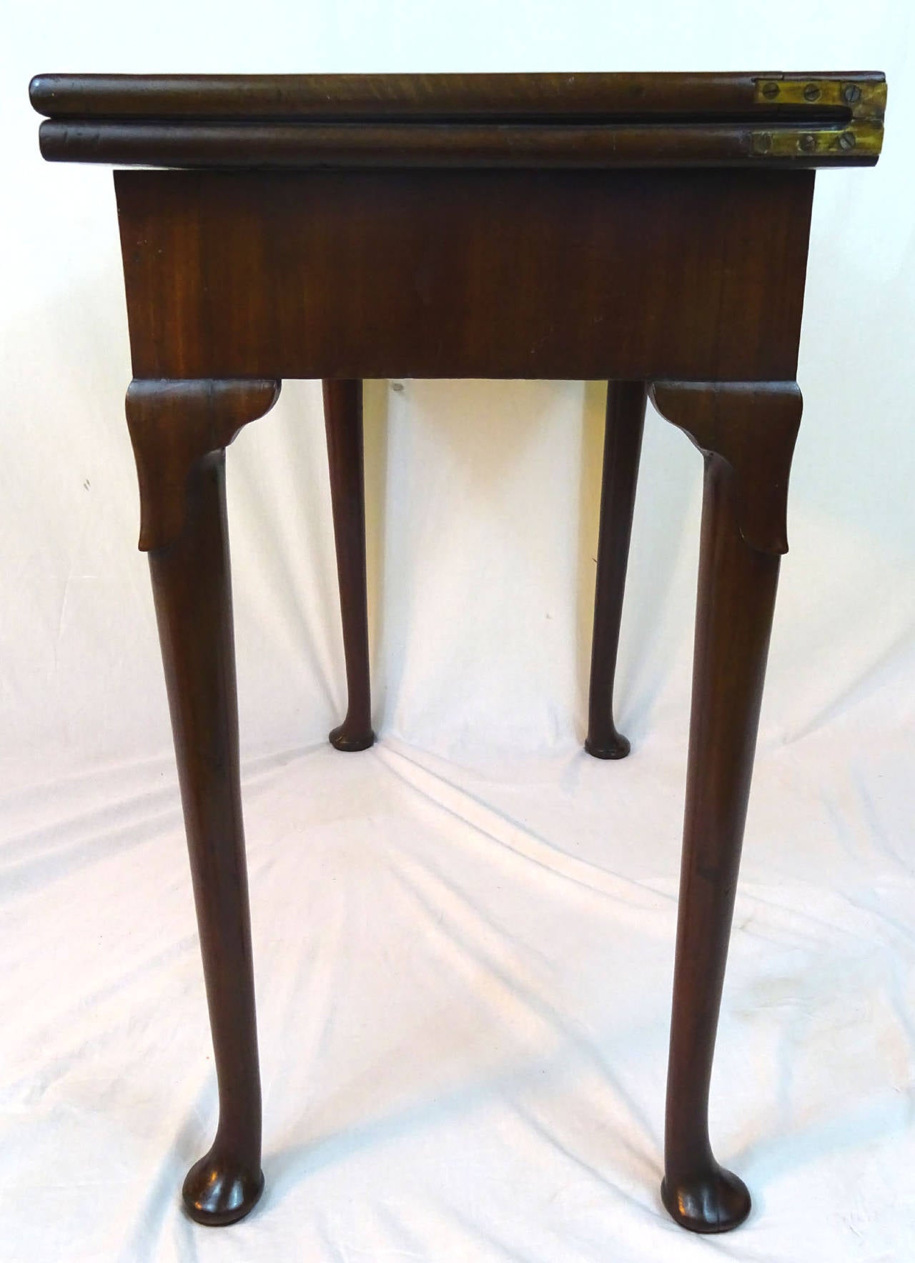 18th Century George II Mahogany Flip-Top Game Table For Sale 2