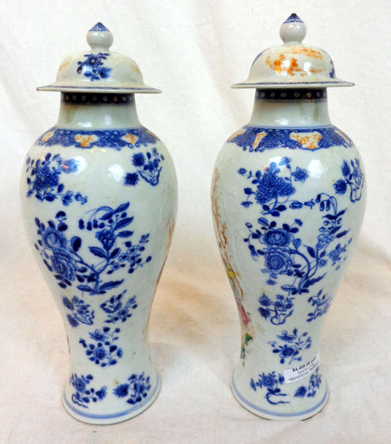 Chinese Pair of Early 19th c. Porcelain Lidded Vases