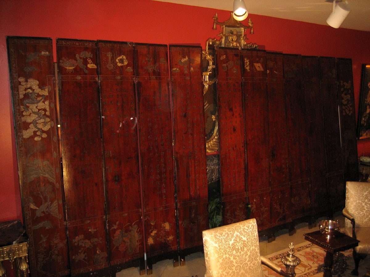 Early 18th Century Chinese Coromandel Large 12-Panel Screen 6