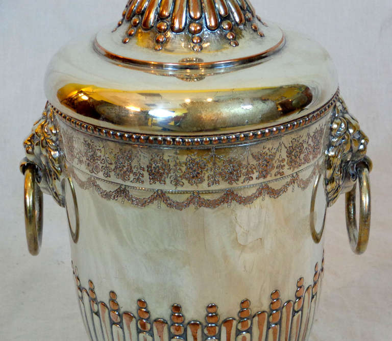 Silver Lidded Urn with Lion's Mask Handles In Excellent Condition In Dallas, TX