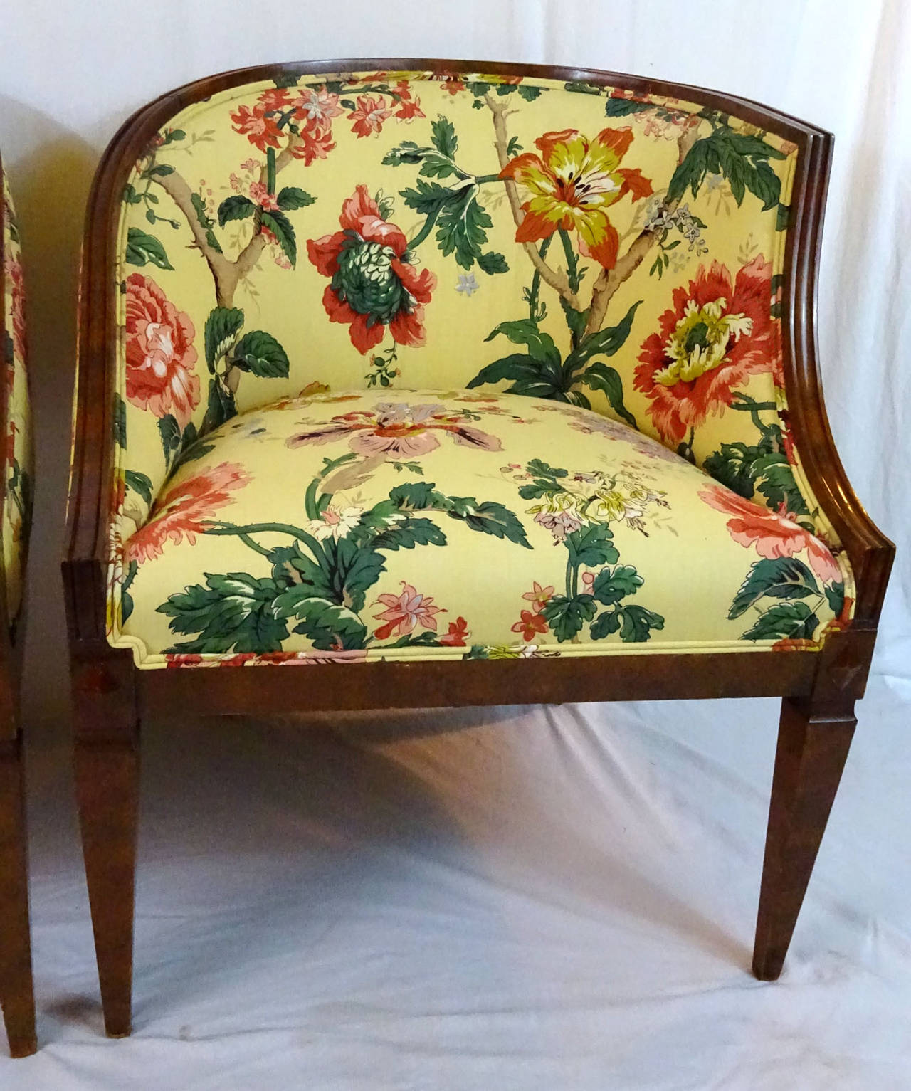 American Pair of Mid-20th Century Left and Right Portrait Chairs