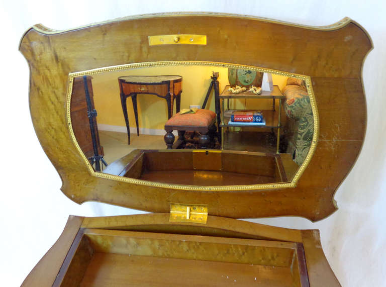 19th Century French Small Table Vanity For Sale 1
