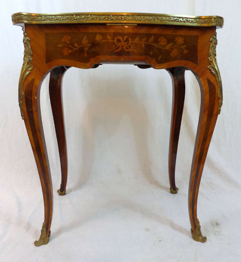 19th Century French Small Table Vanity For Sale 5