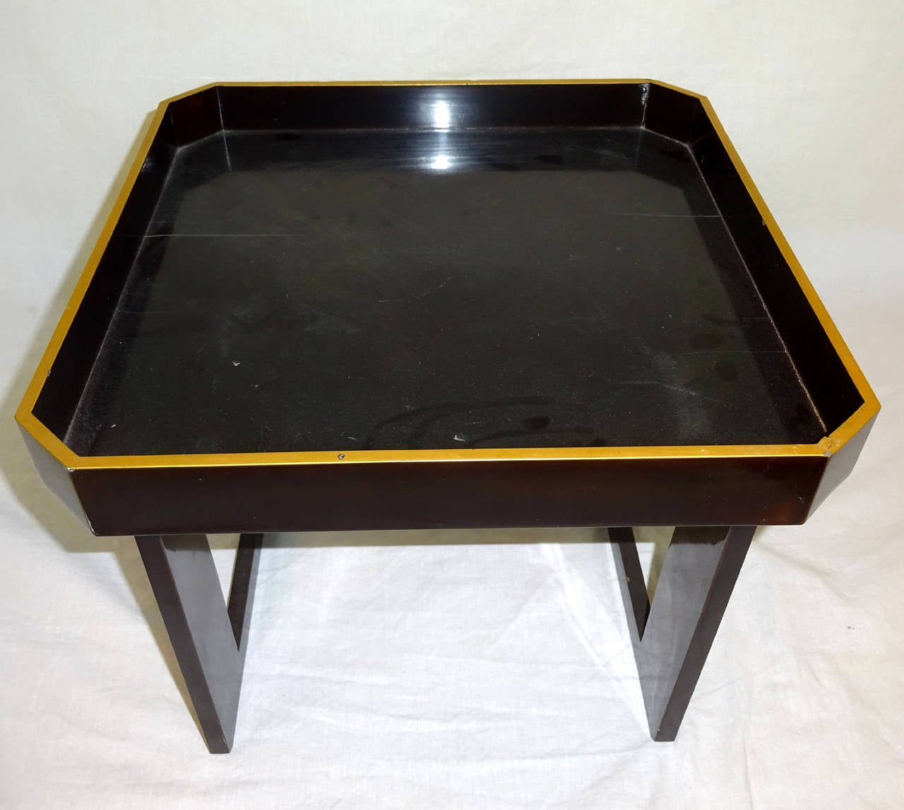 Early 20th Century Ebonized Lacquer Small Tray Table from the Orient For Sale 3