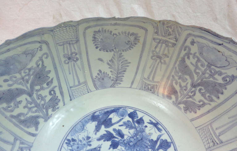17th Century Hatcher Blue and White Porcelain Large Bowl 2