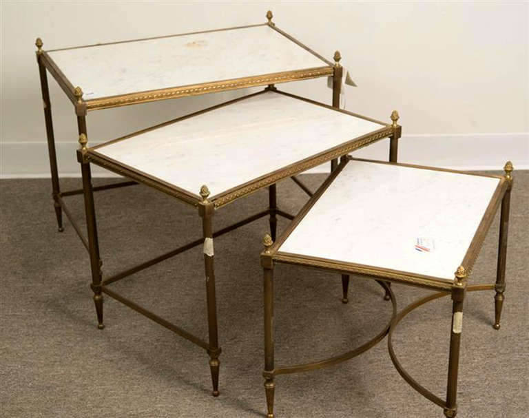 19th Century Napoleon III Style Nesting Tables In Excellent Condition For Sale In Dallas, TX