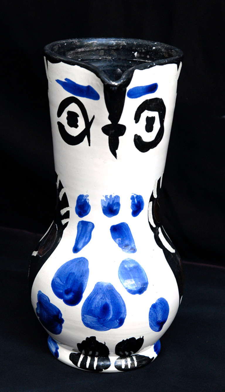 Cruchon hibou, ceramic vase - Sculpture by Pablo Picasso