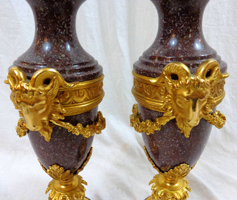 Pair of 19th Century French Marble and Bronze Doré Urns For Sale 3