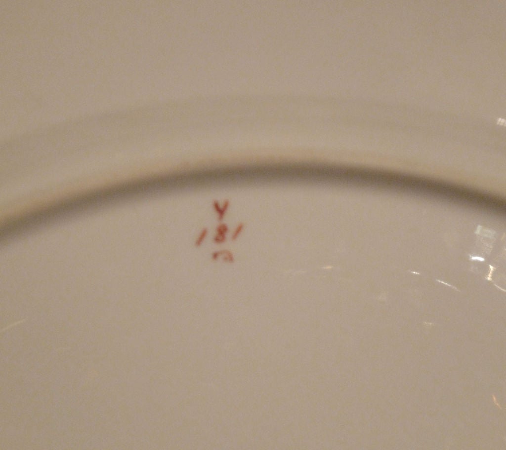 Set of Twelve Spode Copeland's Phoenix Dinner Plates 5